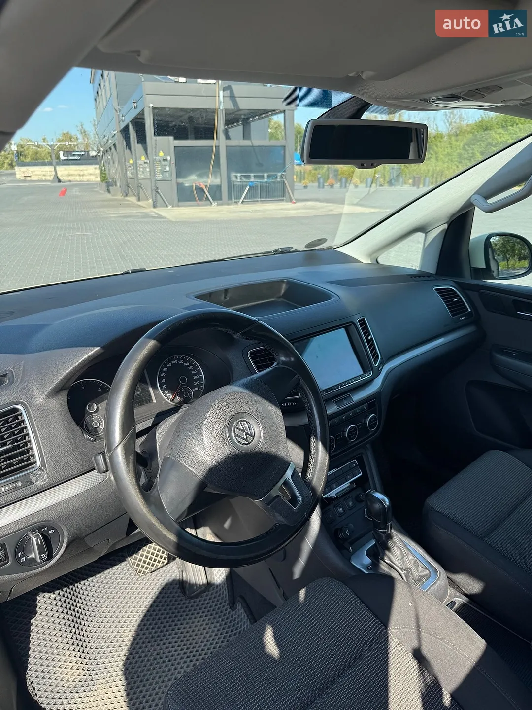 2014 Volkswagen Sharan - мініатюра 17