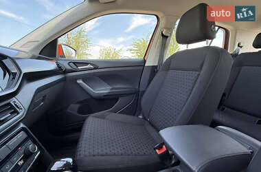 Внедорожник / Кроссовер Volkswagen T-Cross 2021 в 