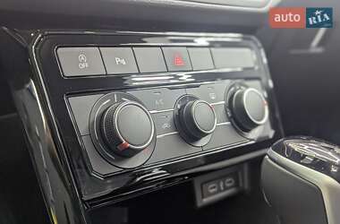 Внедорожник / Кроссовер Volkswagen T-Cross 2024 в 