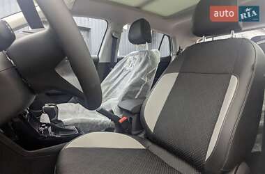Внедорожник / Кроссовер Volkswagen T-Cross 2024 в 