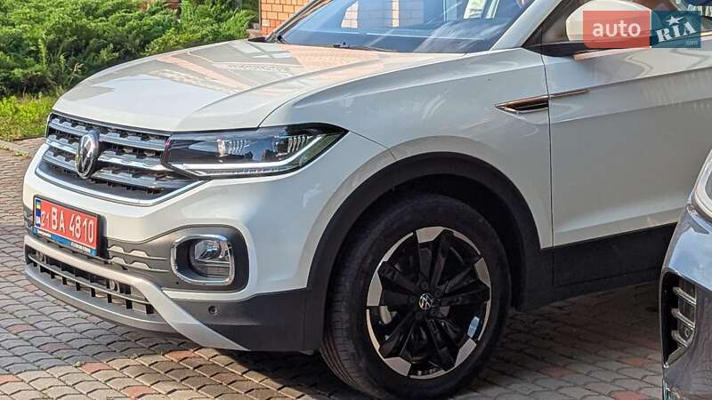 Внедорожник / Кроссовер Volkswagen T-Cross 2024 в Киеве