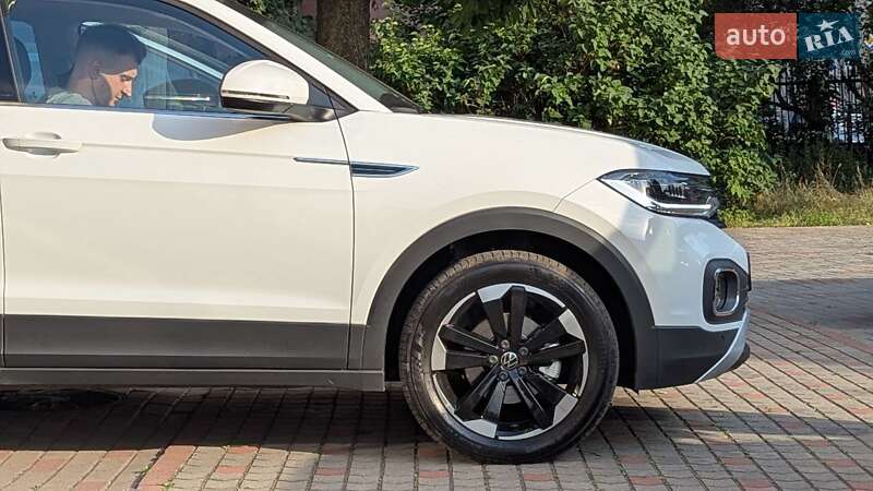 Внедорожник / Кроссовер Volkswagen T-Cross 2024 в Киеве