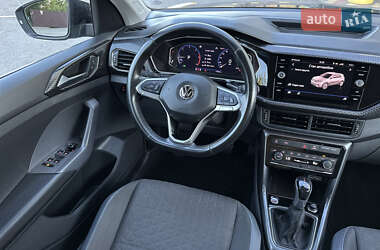 Внедорожник / Кроссовер Volkswagen T-Cross 2020 в 
