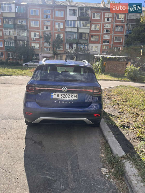 Внедорожник / Кроссовер Volkswagen T-Cross 2020 в Киеве