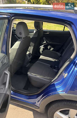 Внедорожник / Кроссовер Volkswagen T-Cross 2020 в 
