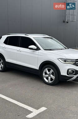 Внедорожник / Кроссовер Volkswagen T-Cross 2021 в 