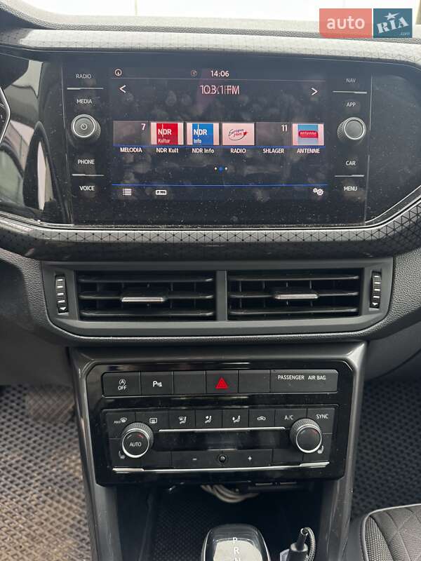 Внедорожник / Кроссовер Volkswagen T-Cross 2020 в Киеве