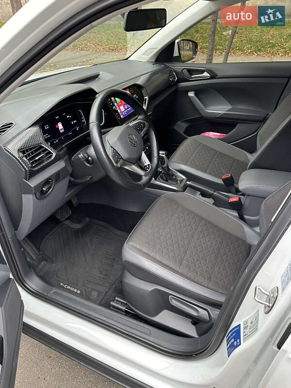 Позашляховик / Кросовер Volkswagen T-Cross 2021 в Києві