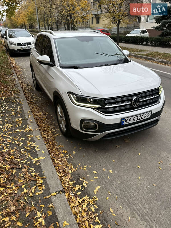 Позашляховик / Кросовер Volkswagen T-Cross 2021 в Києві