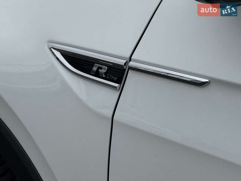 Позашляховик / Кросовер Volkswagen T-Cross 2022 в Києві