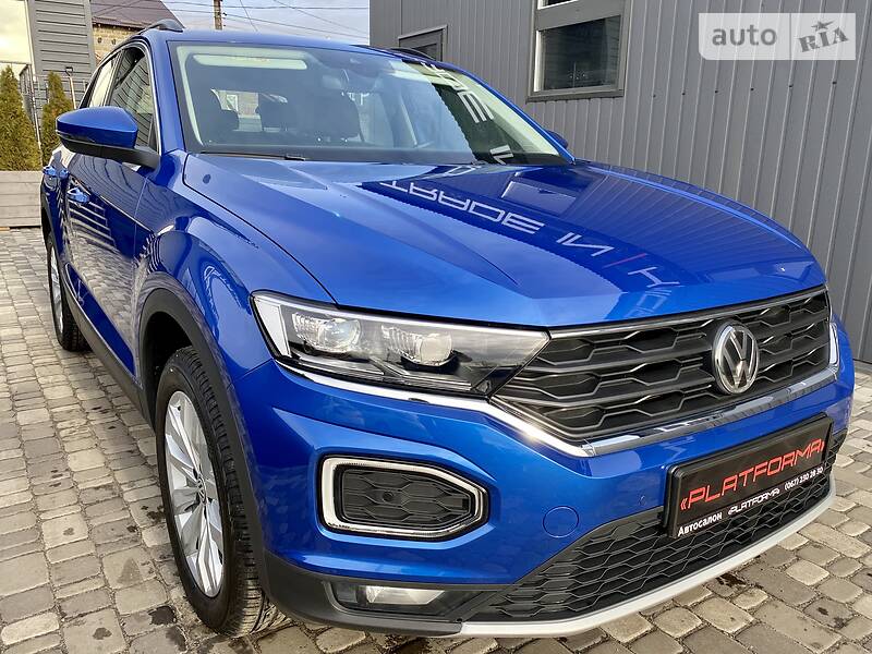 Внедорожник / Кроссовер Volkswagen T-Roc 2019 в Киеве