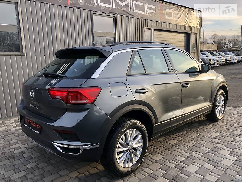 Позашляховик / Кросовер Volkswagen T-Roc 2019 в Києві