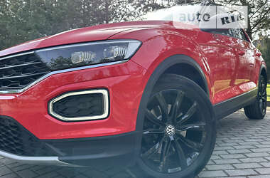 Внедорожник / Кроссовер Volkswagen T-Roc 2020 в Дрогобыче