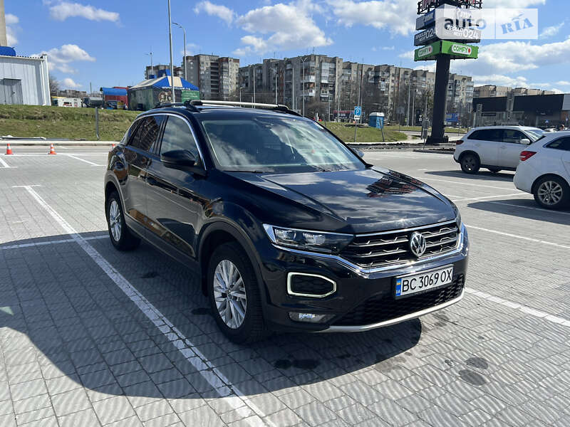 Позашляховик / Кросовер Volkswagen T-Roc 2019 в Львові