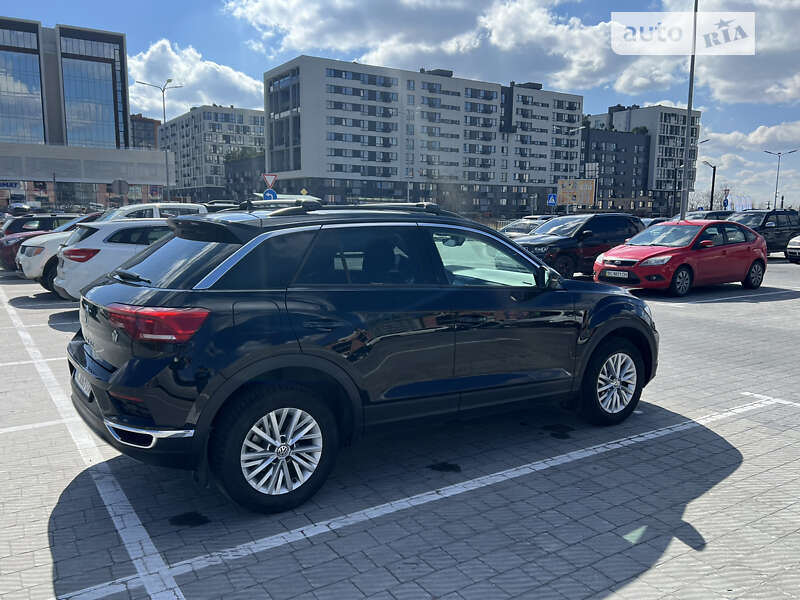 Позашляховик / Кросовер Volkswagen T-Roc 2019 в Львові