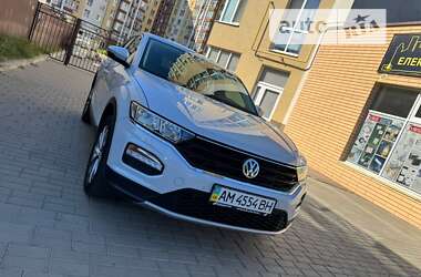 Позашляховик / Кросовер Volkswagen T-Roc 2020 в Житомирі