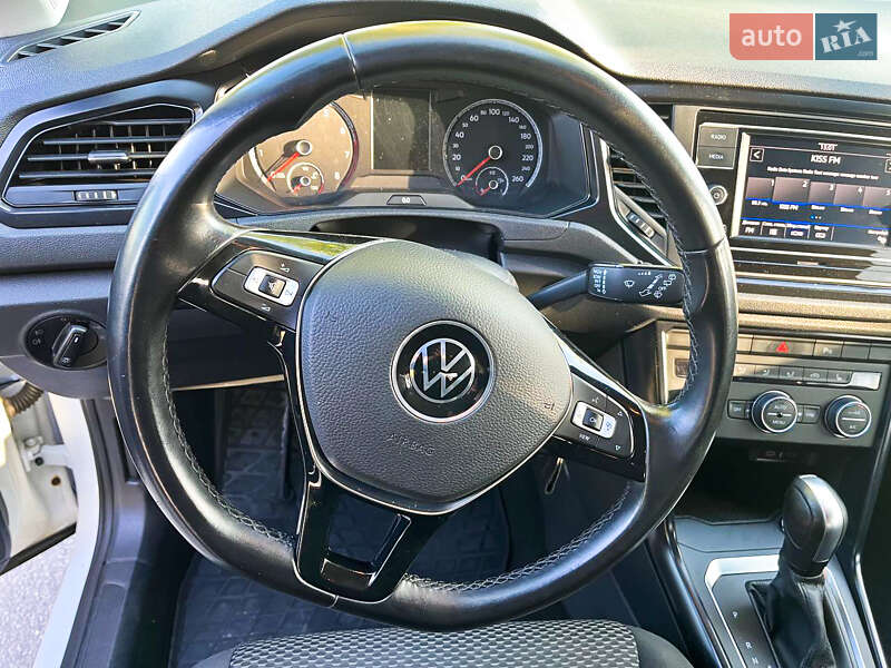 Внедорожник / Кроссовер Volkswagen T-Roc 2021 в Днепре