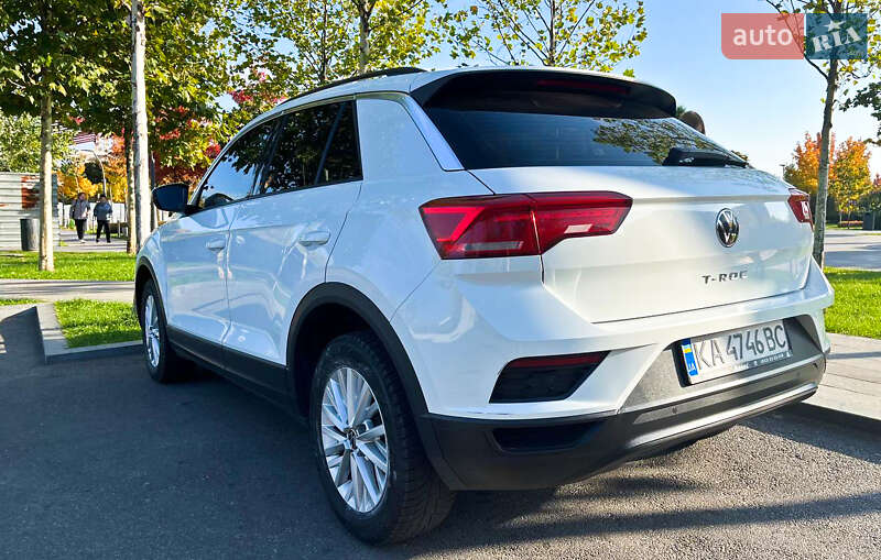 Внедорожник / Кроссовер Volkswagen T-Roc 2021 в Днепре