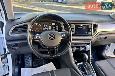 Позашляховик / Кросовер Volkswagen T-Roc 2020 в Києві