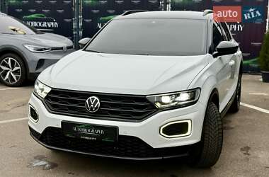 Внедорожник / Кроссовер Volkswagen T-Roc 2020 в Киеве