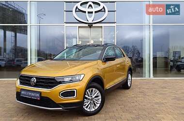 Позашляховик / Кросовер Volkswagen T-Roc 2020 в Києві