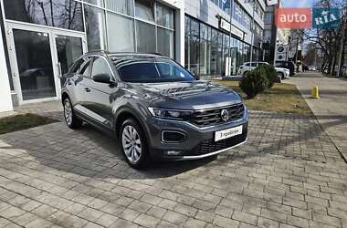 Позашляховик / Кросовер Volkswagen T-Roc 2019 в Києві