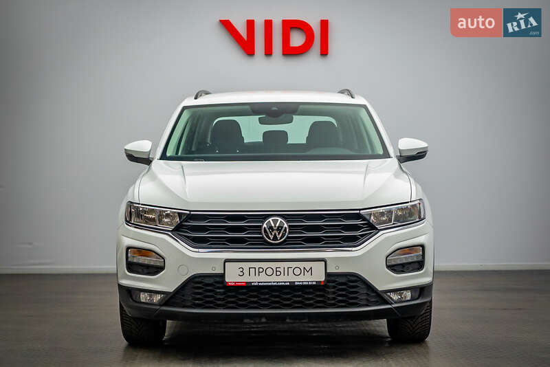 Позашляховик / Кросовер Volkswagen T-Roc 2021 в Києві