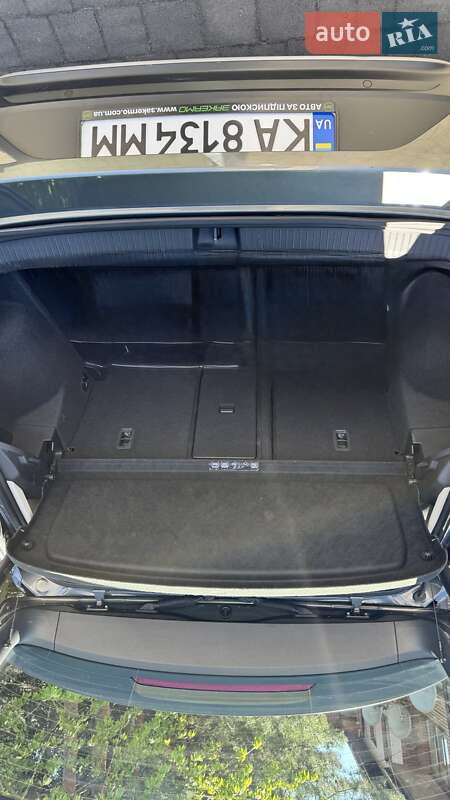 Позашляховик / Кросовер Volkswagen T-Roc 2021 в Вараші