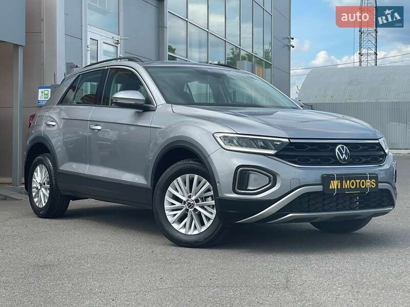 Volkswagen T-Roc 2023