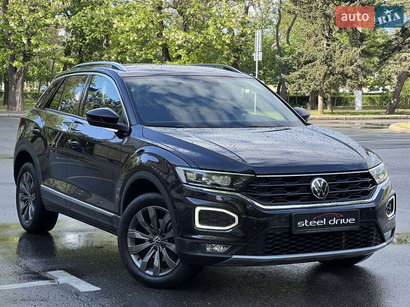 Volkswagen T-Roc 2021