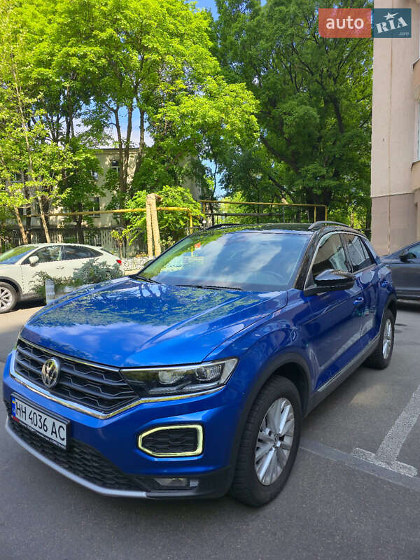 Volkswagen T-Roc 2019