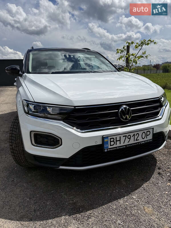 Внедорожник / Кроссовер Volkswagen T-Roc 2021 в Чернигове