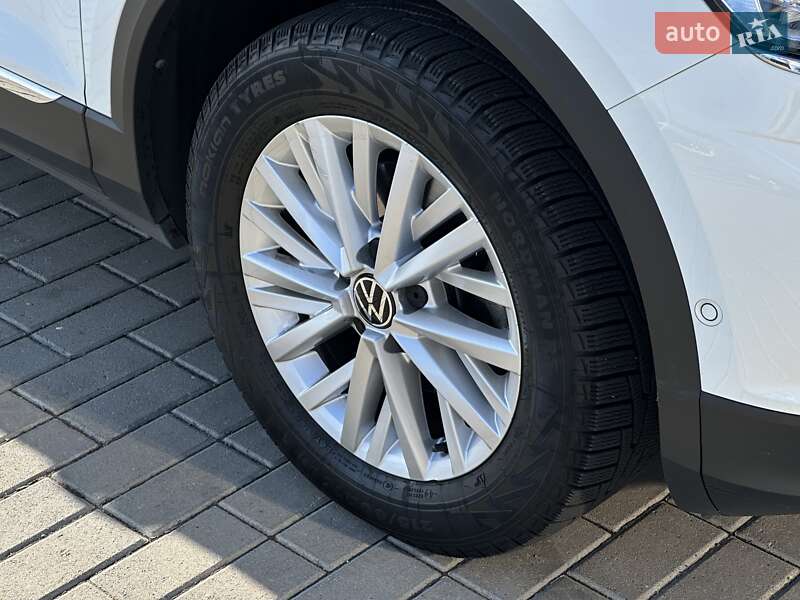 Позашляховик / Кросовер Volkswagen T-Roc 2021 в Мукачевому