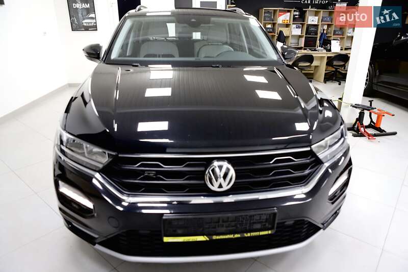 Внедорожник / Кроссовер Volkswagen T-Roc 2019 в Дрогобыче