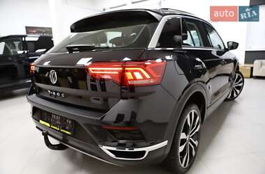 Внедорожник / Кроссовер Volkswagen T-Roc 2019 в 