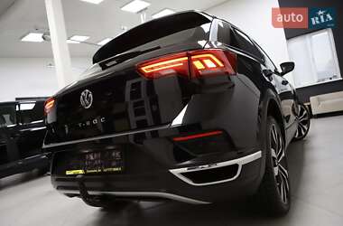 Внедорожник / Кроссовер Volkswagen T-Roc 2019 в 
