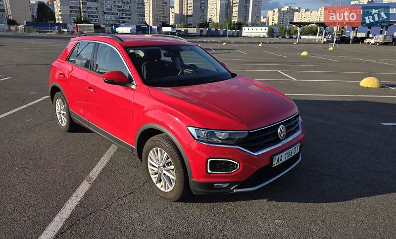 Volkswagen T-Roc 2019