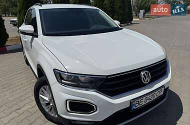 Внедорожник / Кроссовер Volkswagen T-Roc 2019 в 