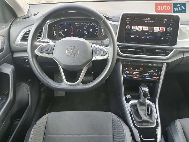 Внедорожник / Кроссовер Volkswagen T-Roc 2022 в Днепре
