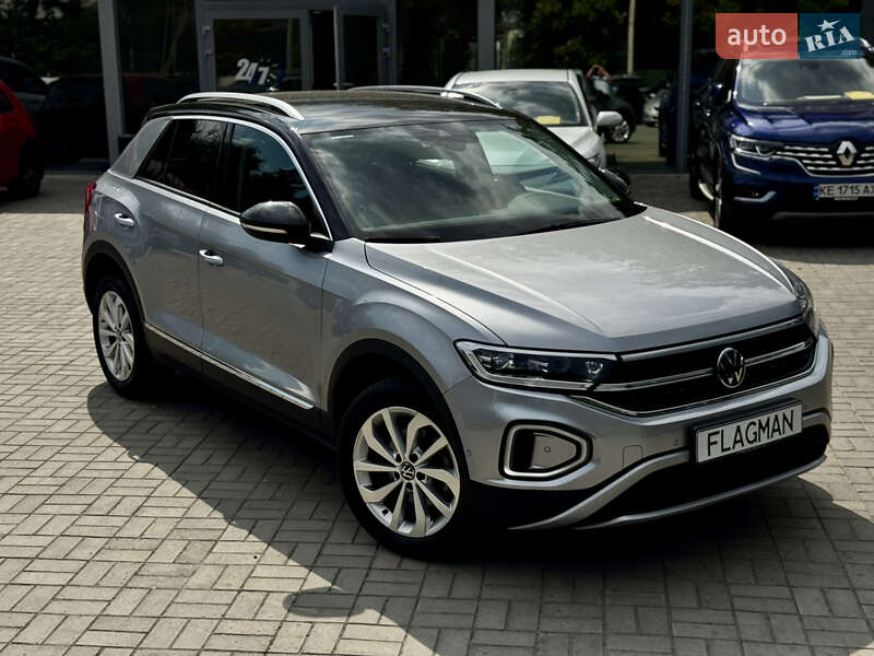 Внедорожник / Кроссовер Volkswagen T-Roc 2022 в Днепре