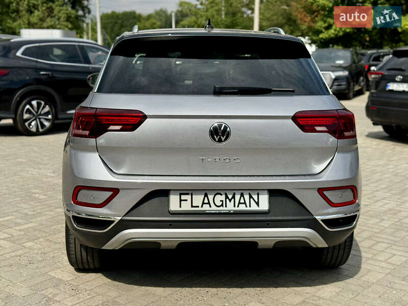 Внедорожник / Кроссовер Volkswagen T-Roc 2022 в Днепре