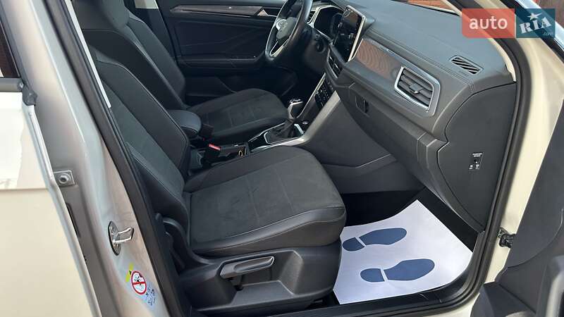 Внедорожник / Кроссовер Volkswagen T-Roc 2022 в Умани