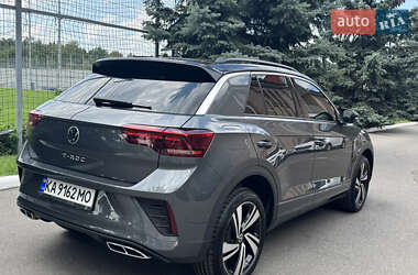 Внедорожник / Кроссовер Volkswagen T-Roc 2024 в 