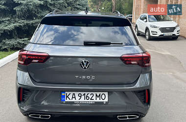 Внедорожник / Кроссовер Volkswagen T-Roc 2024 в 