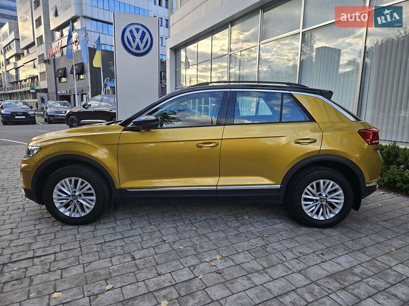 Внедорожник / Кроссовер Volkswagen T-Roc 2020 в Киеве