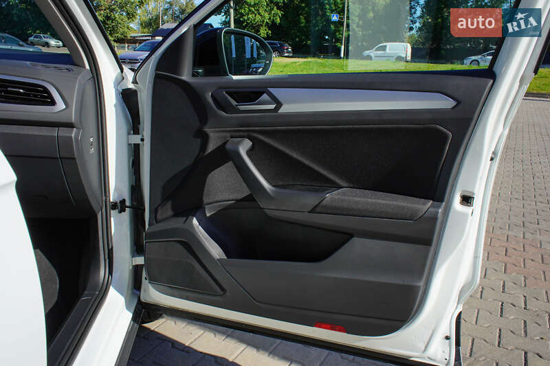 Внедорожник / Кроссовер Volkswagen T-Roc 2025 в Житомире