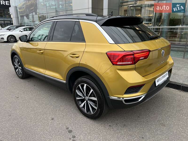 Позашляховик / Кросовер Volkswagen T-Roc 2019 в Києві
