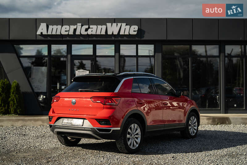 Позашляховик / Кросовер Volkswagen T-Roc 2019 в Чернівцях фото 4 Позашляховик / Кросовер Volkswagen T-Roc 2019 в Чернівцях