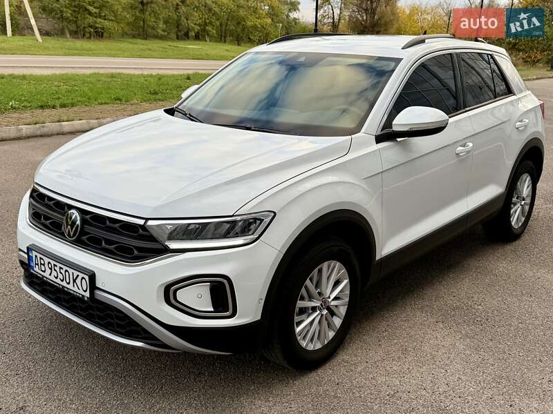 Внедорожник / Кроссовер Volkswagen T-Roc 2023 в Киеве фото 9 Внедорожник / Кроссовер Volkswagen T-Roc 2023 в Киеве