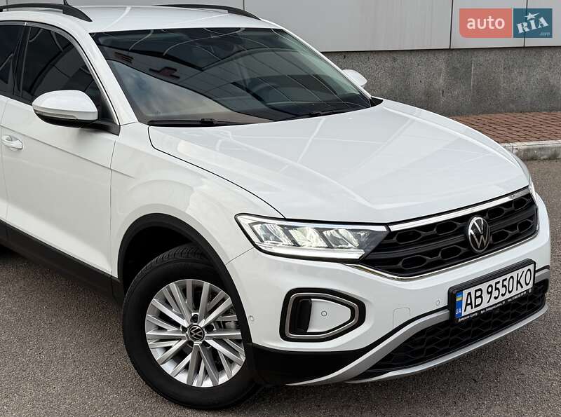Внедорожник / Кроссовер Volkswagen T-Roc 2023 в Киеве фото 17 Внедорожник / Кроссовер Volkswagen T-Roc 2023 в Киеве